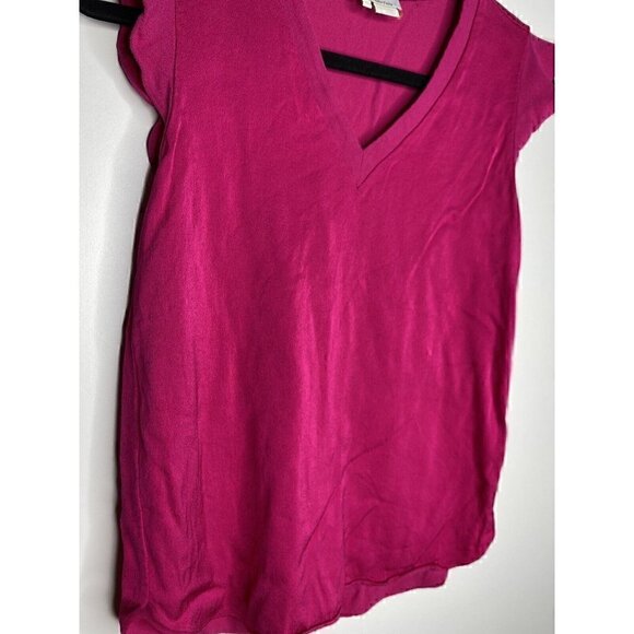 Kate Spade Blouse Size XS Women's Cap Short Sleeve V-Neck Hot Pink Viscose Top - Picture 3 of 5